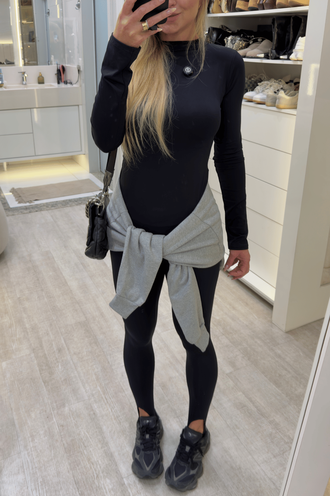 Blusa poliamida manga longa PRETA Leslie Blusa poliamida manga longa PRETA Leslie