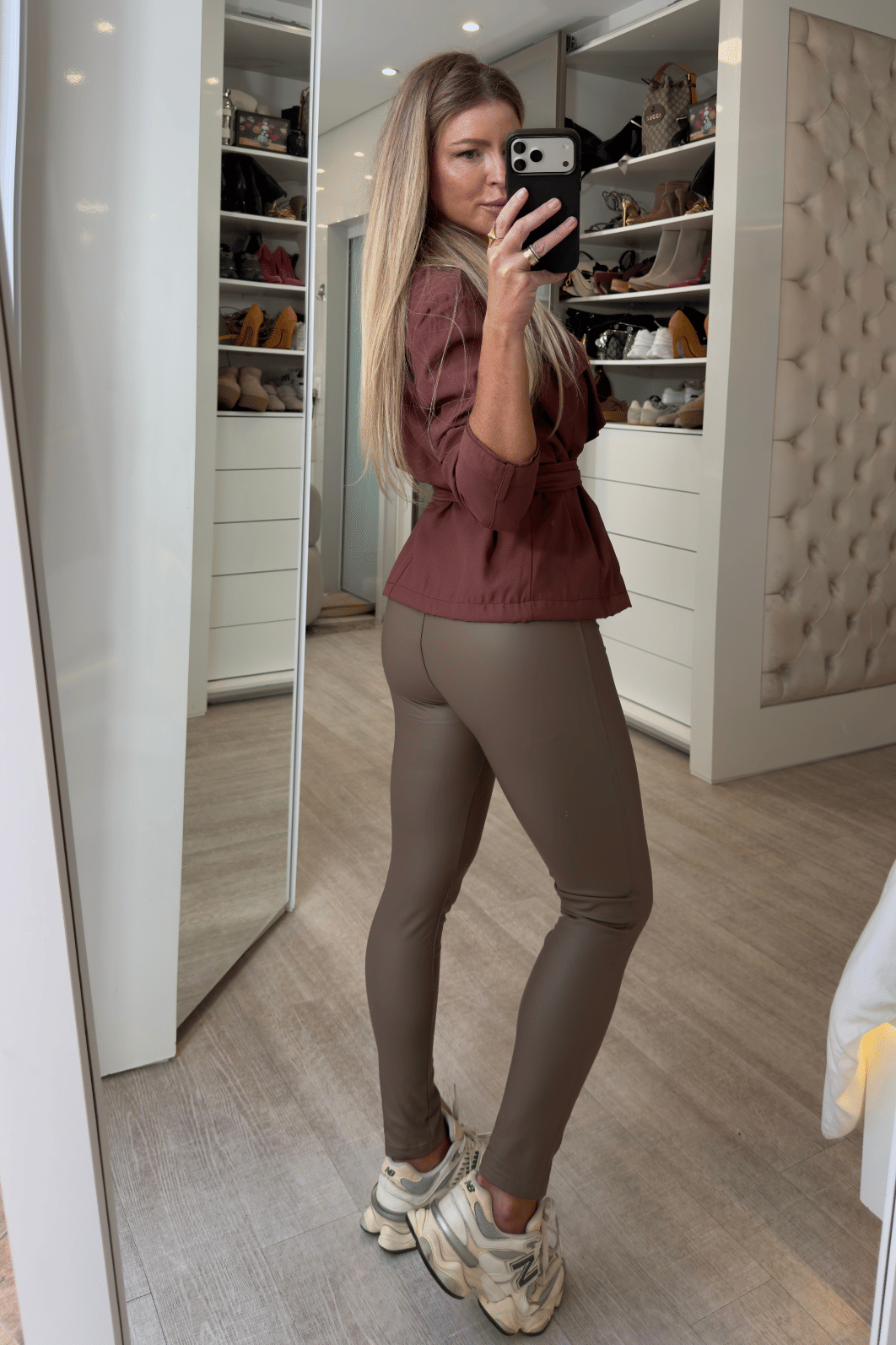 Calça skinny couro sintético Bruna Calça skinny couro sintético Bruna