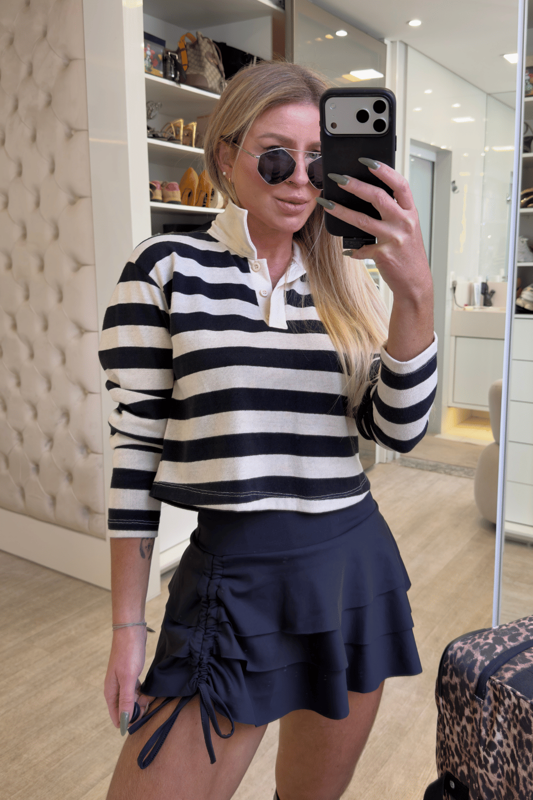 Blusa manga longa de listra gola polo Mel