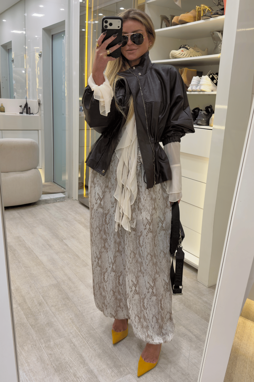Jaqueta parka em couro Carol Jaqueta parka em couro Carol