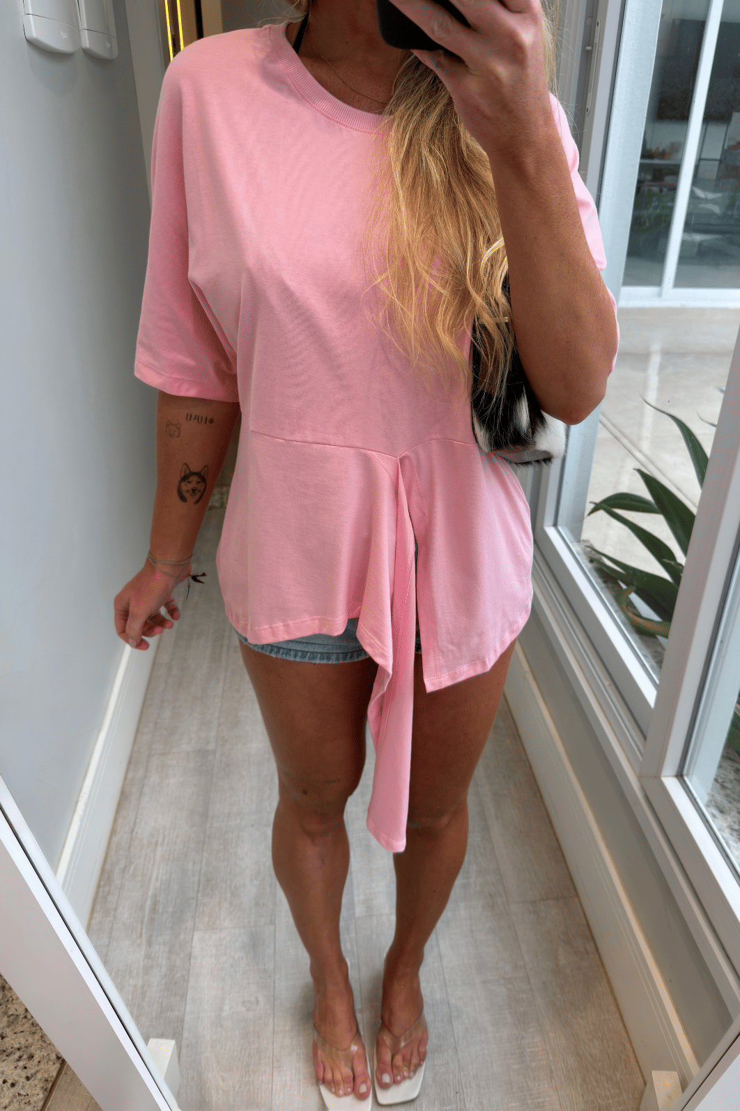 Blusa com Amarração Lateral Laila Rosa Blusa com Amarração Lateral Laila Rosa
