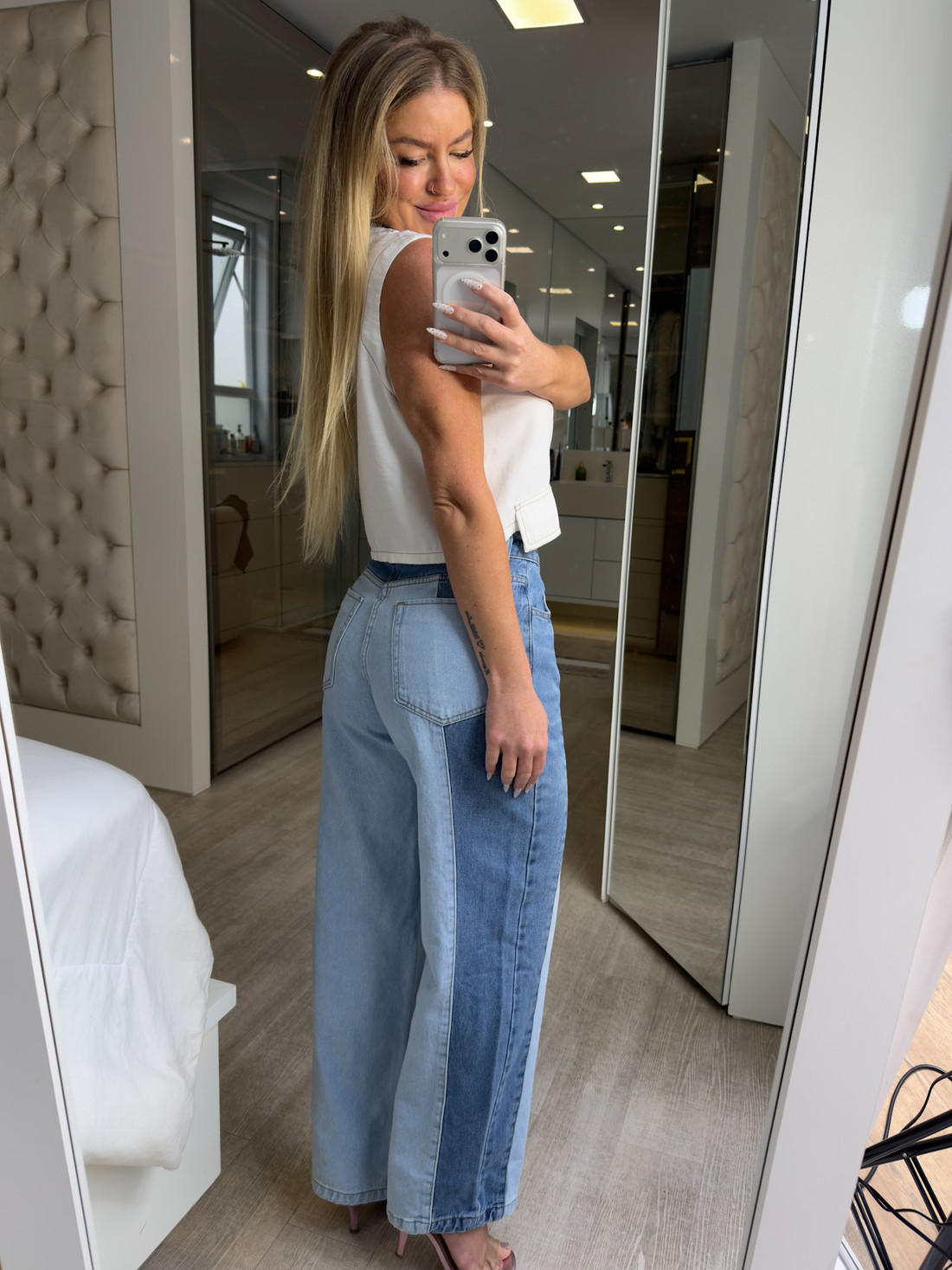 Calça jeans wid leg bicolor Chiara Calça jeans wid leg bicolor Chiara