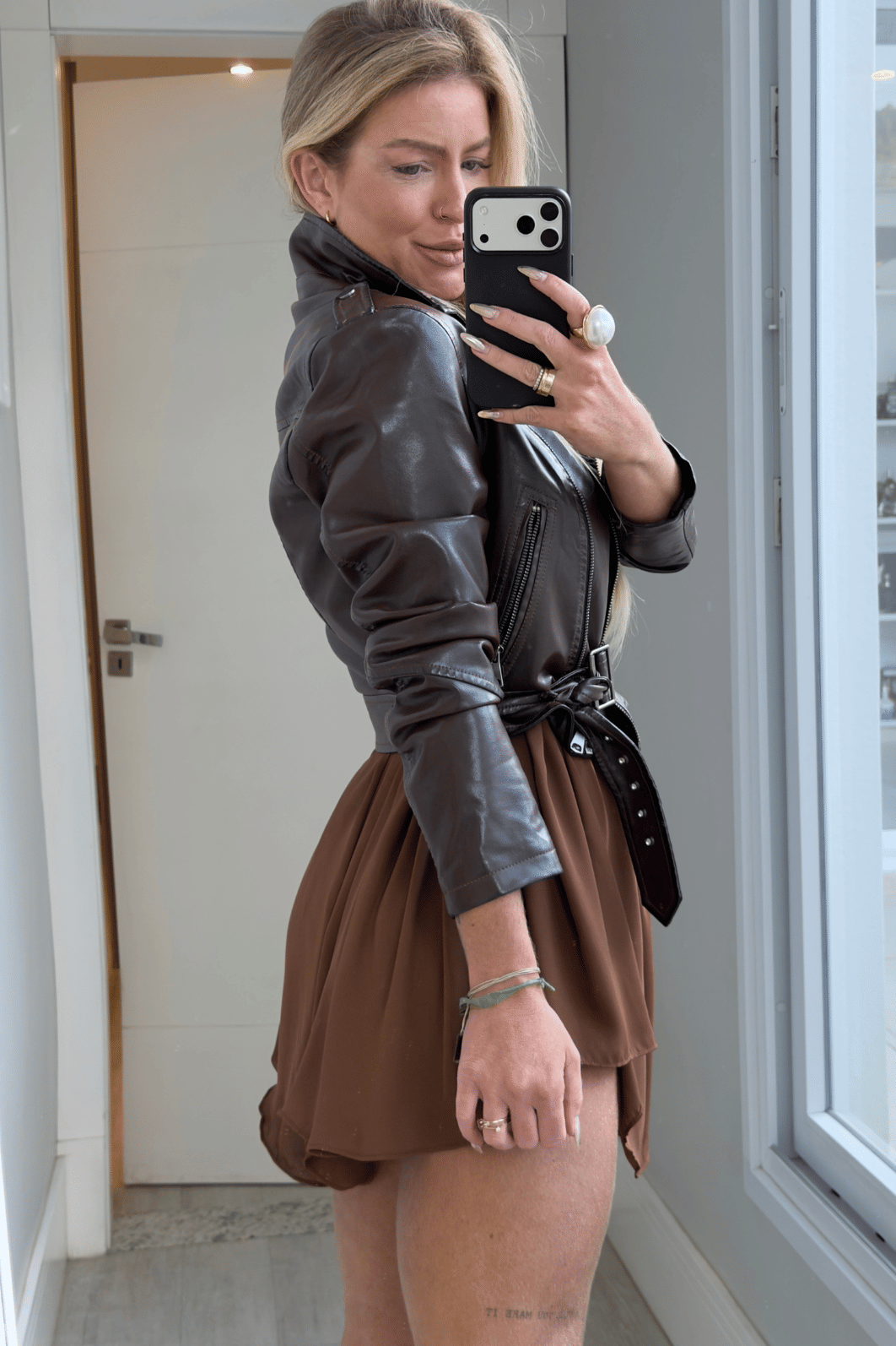 Jaqueta em couro Coffee Maelle Jaqueta em couro Coffee Maelle