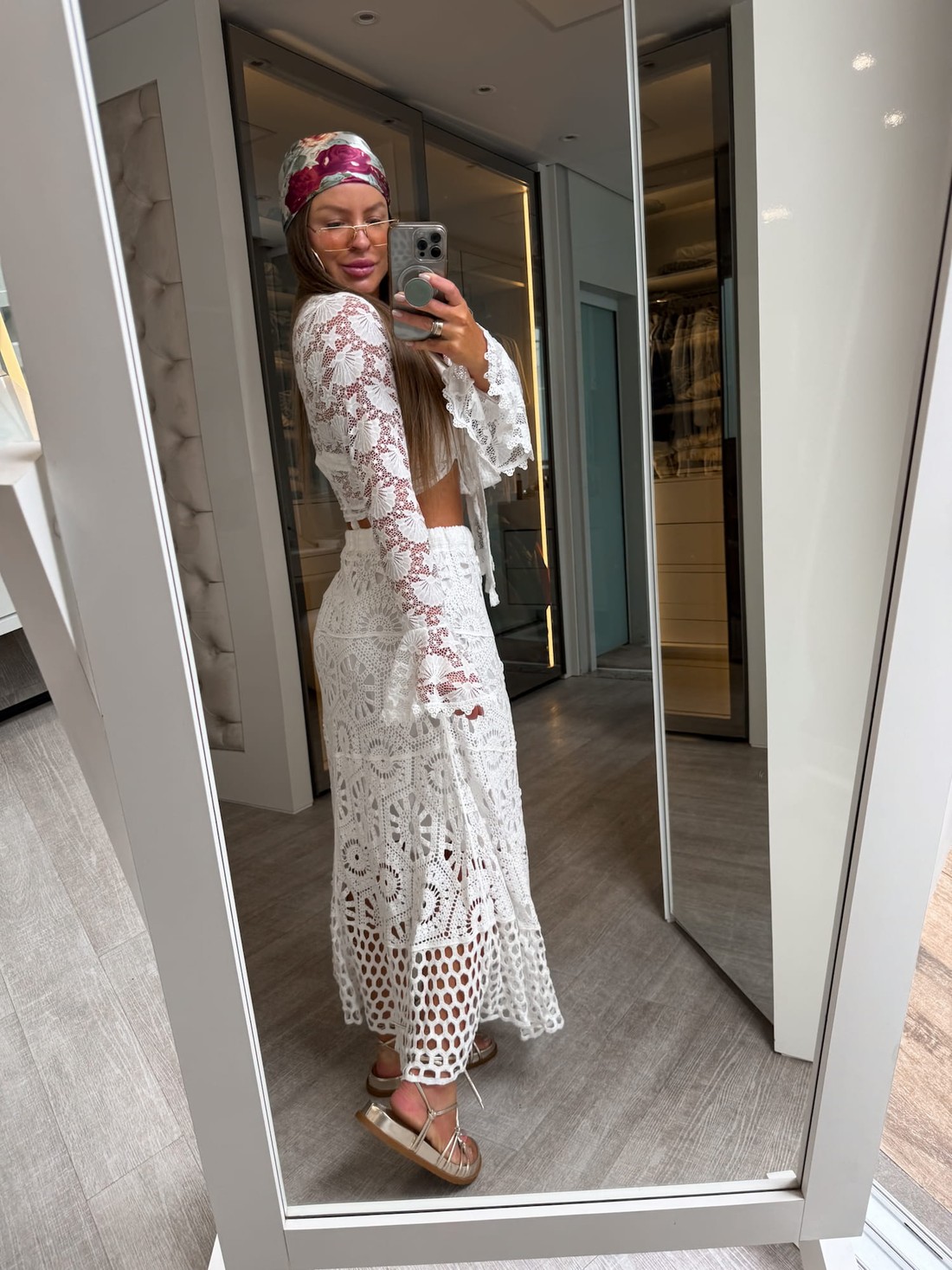 Saia midi em crochê Coral