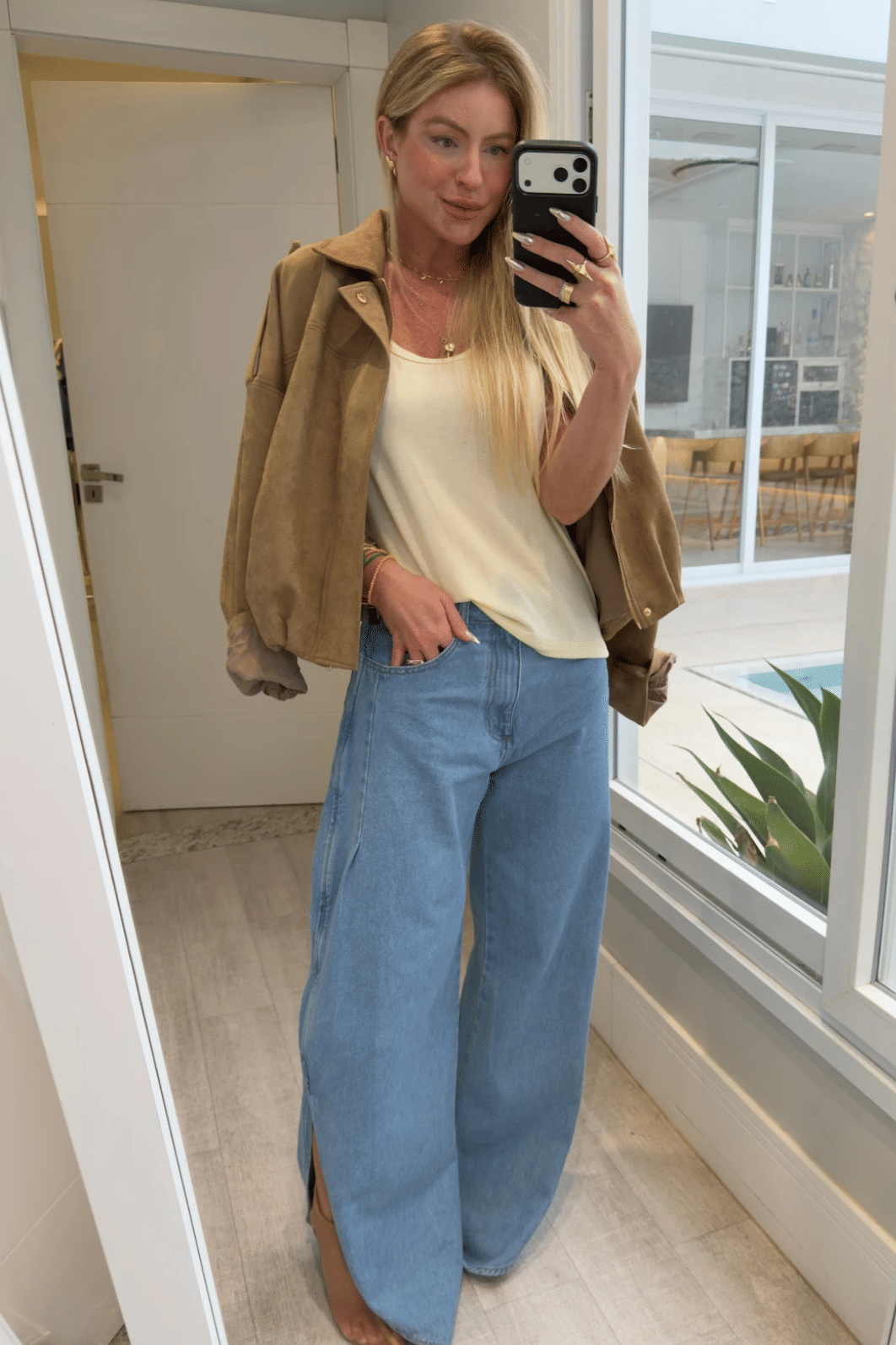 Blusa regata básica Elisa OFF WHITE Blusa regata básica Elisa OFF WHITE