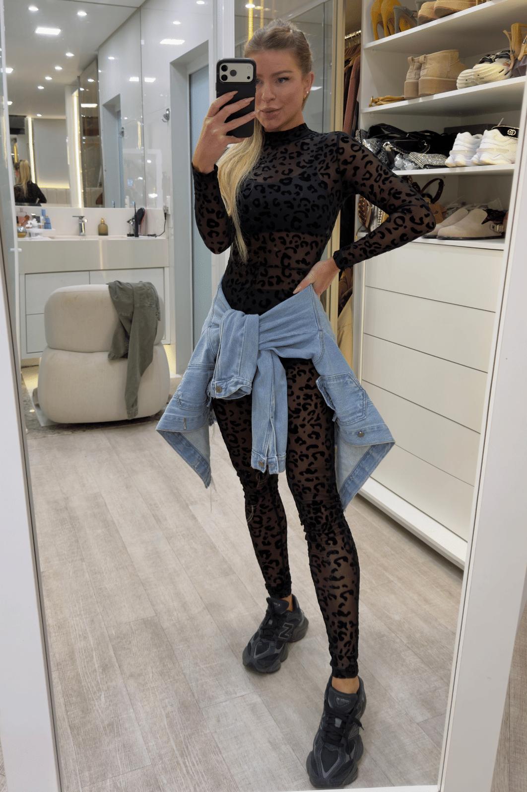 Macacão longo em tule onça Macacão longo em tule onça