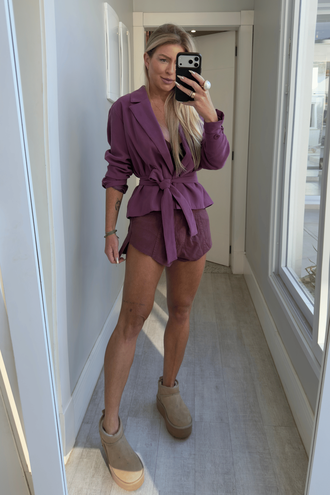 Short jeans baggy corte à fio barra irregular Ayla Short jeans baggy corte à fio barra irregular Ayla