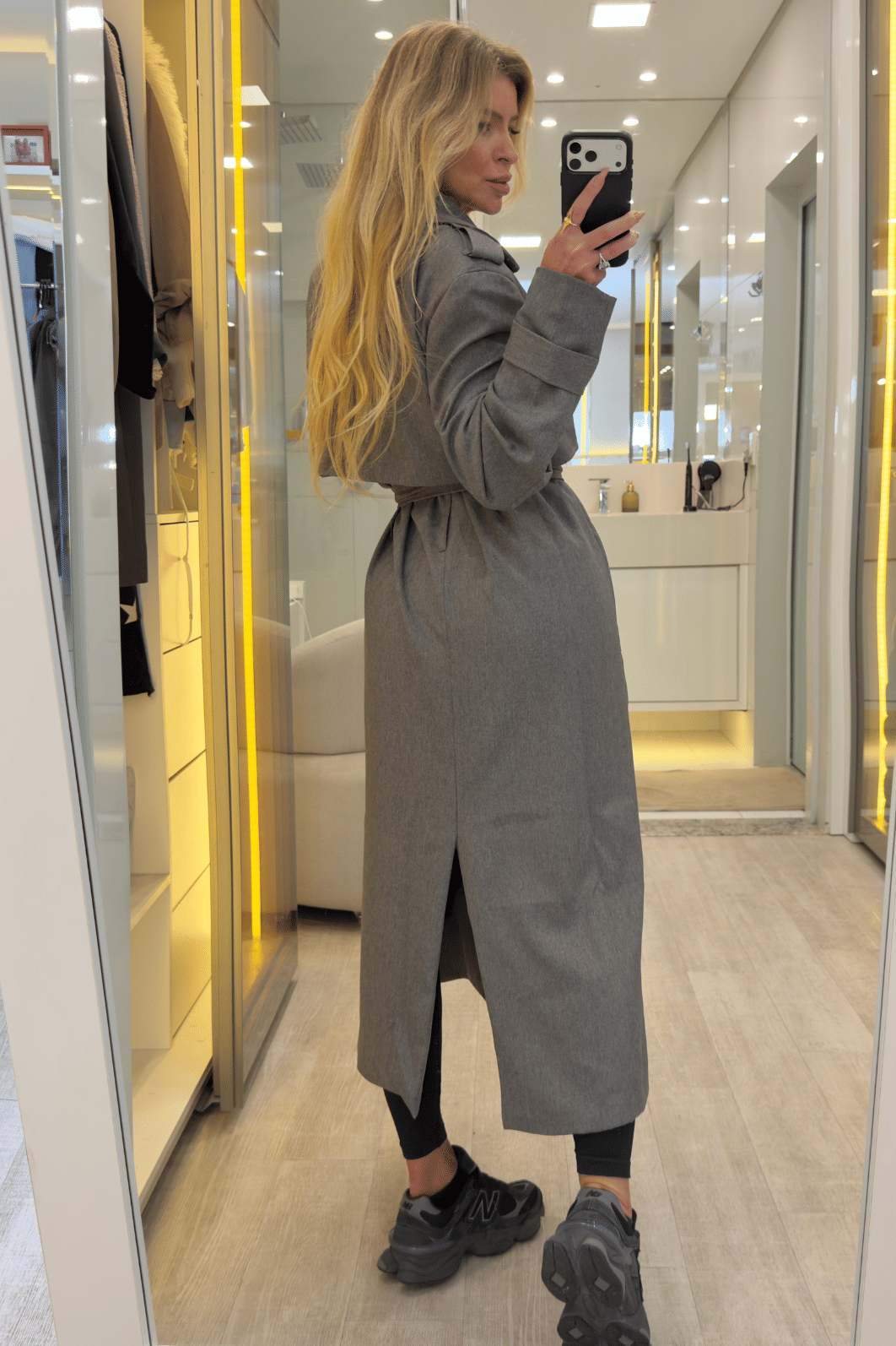 Sobretudo Trench coat Alfaiataria com amarração Sobretudo Trench coat Alfaiataria com amarração