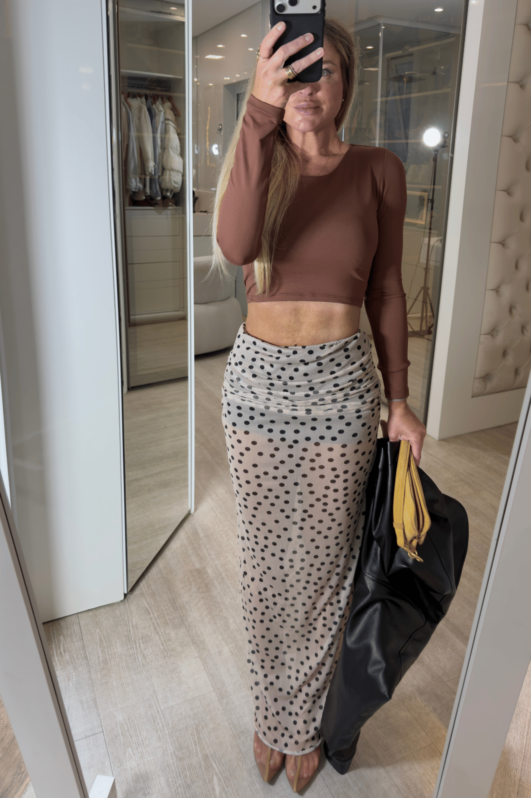 Vestido midi tomara que caia em tule estampa de poá Martina Vestido midi tomara que caia em tule estampa de poá Martina