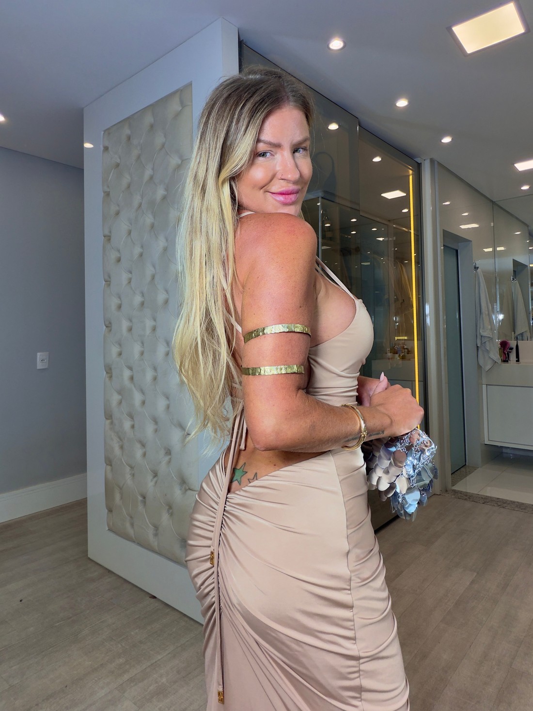 Vestido longo de alcinha drapeado Inay Vestido longo de alcinha drapeado Inay