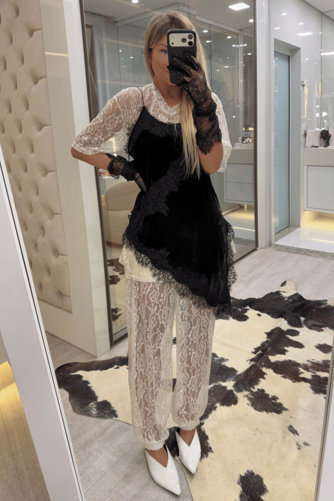 Blusa em renda bárbara Blusa em renda bárbara