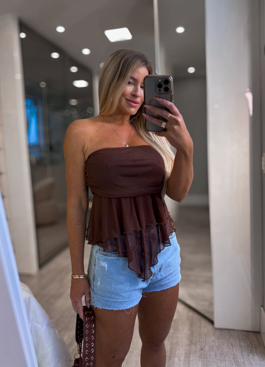 Short jeans curto barra corte à fio Gaby