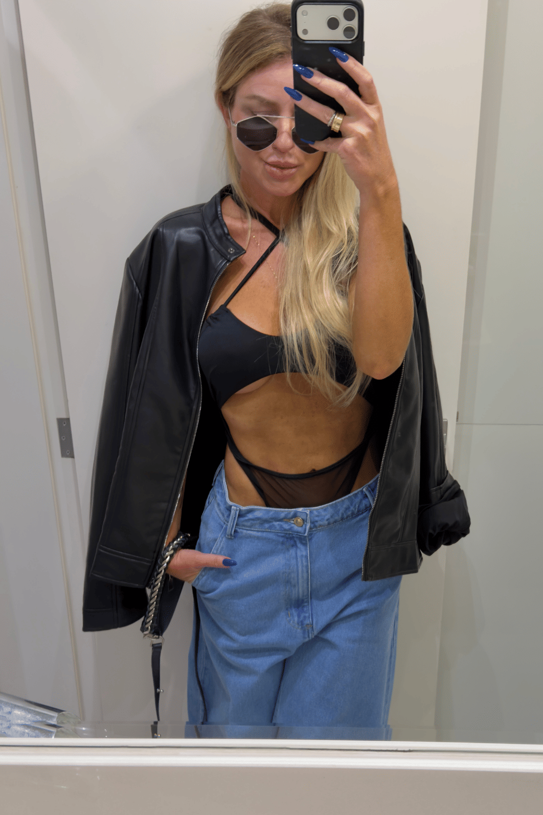 Cropped com recortes Liandra