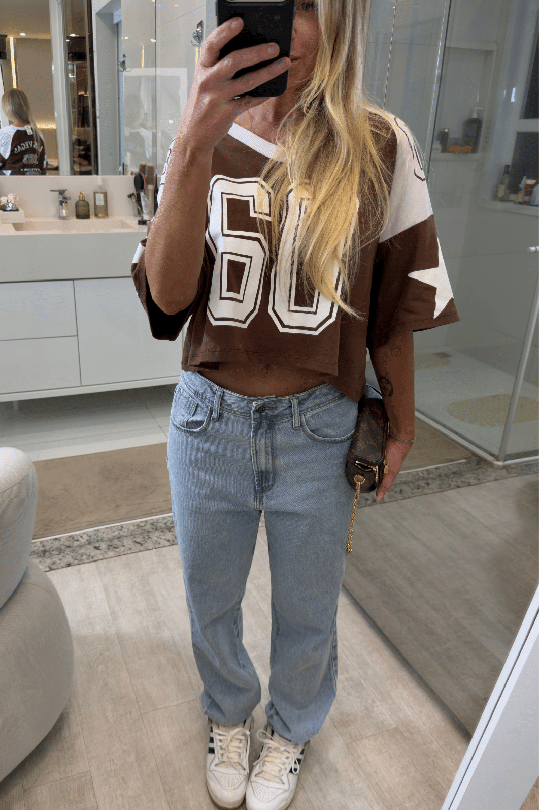T-shirt cropped estampa Las Vegas MARROM T-shirt cropped estampa Las Vegas MARROM