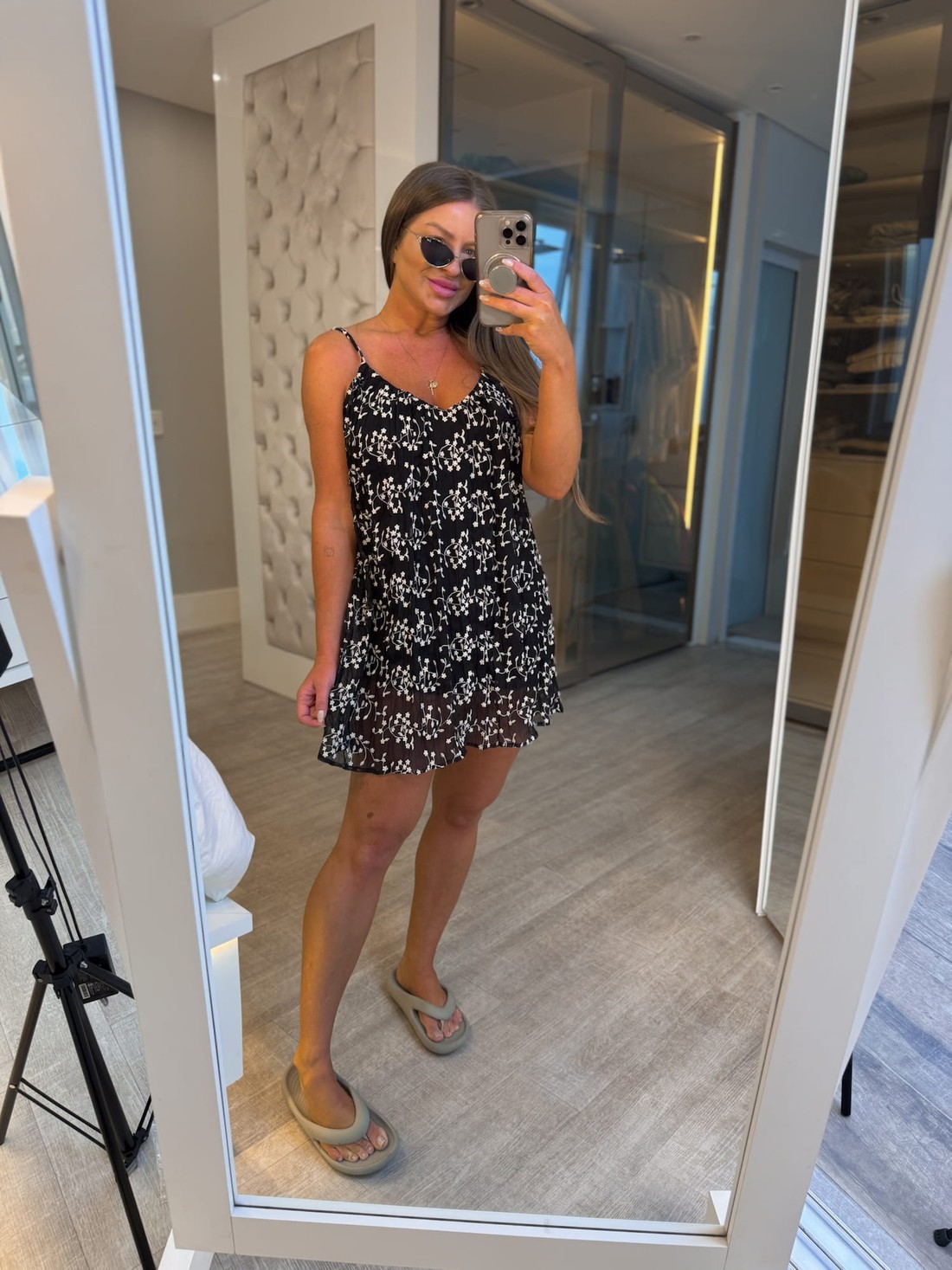 Vestido curto em tule florido