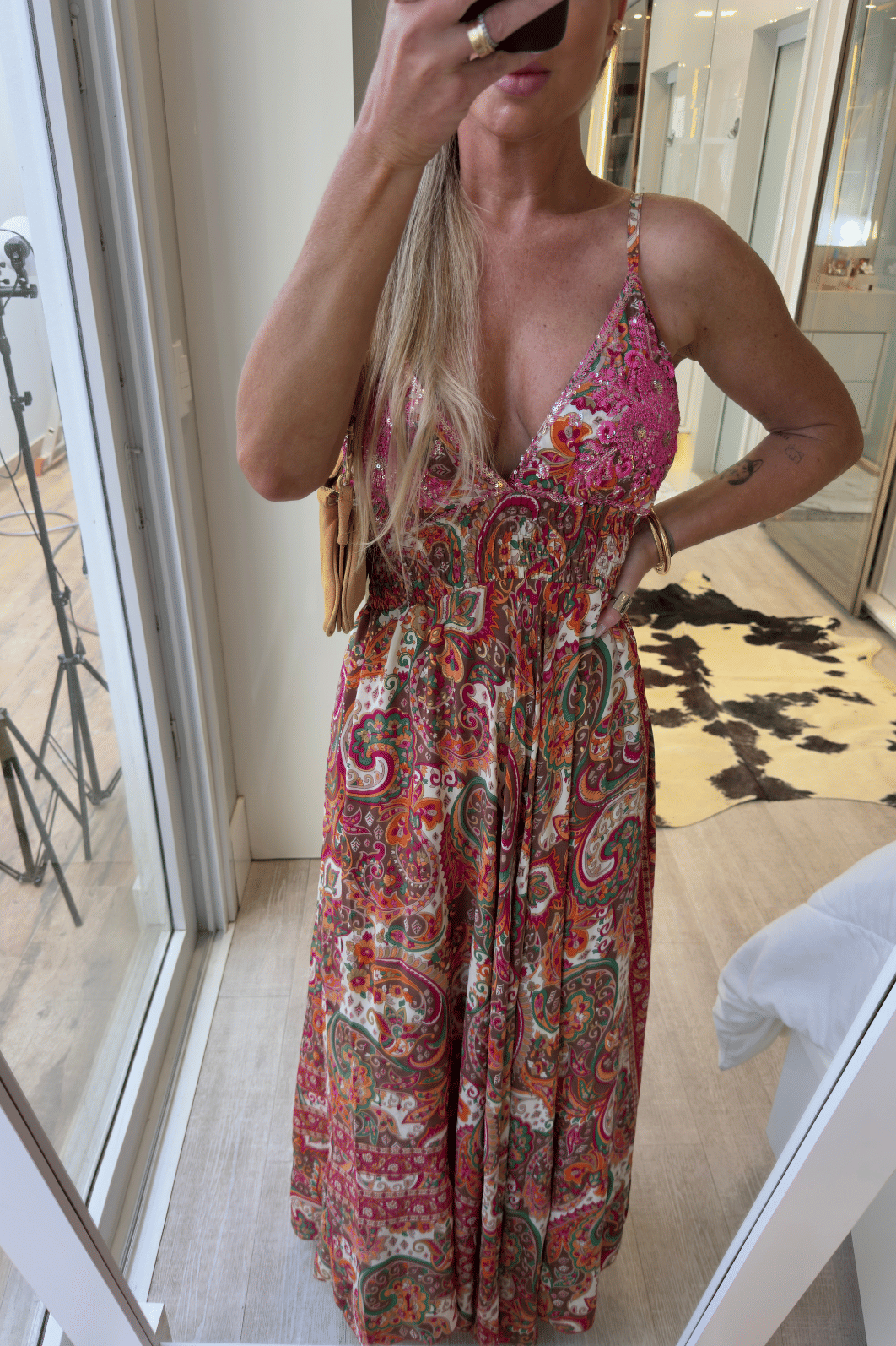 Vestido longo com detalhes bordados Indiano Vestido longo com detalhes bordados Indiano