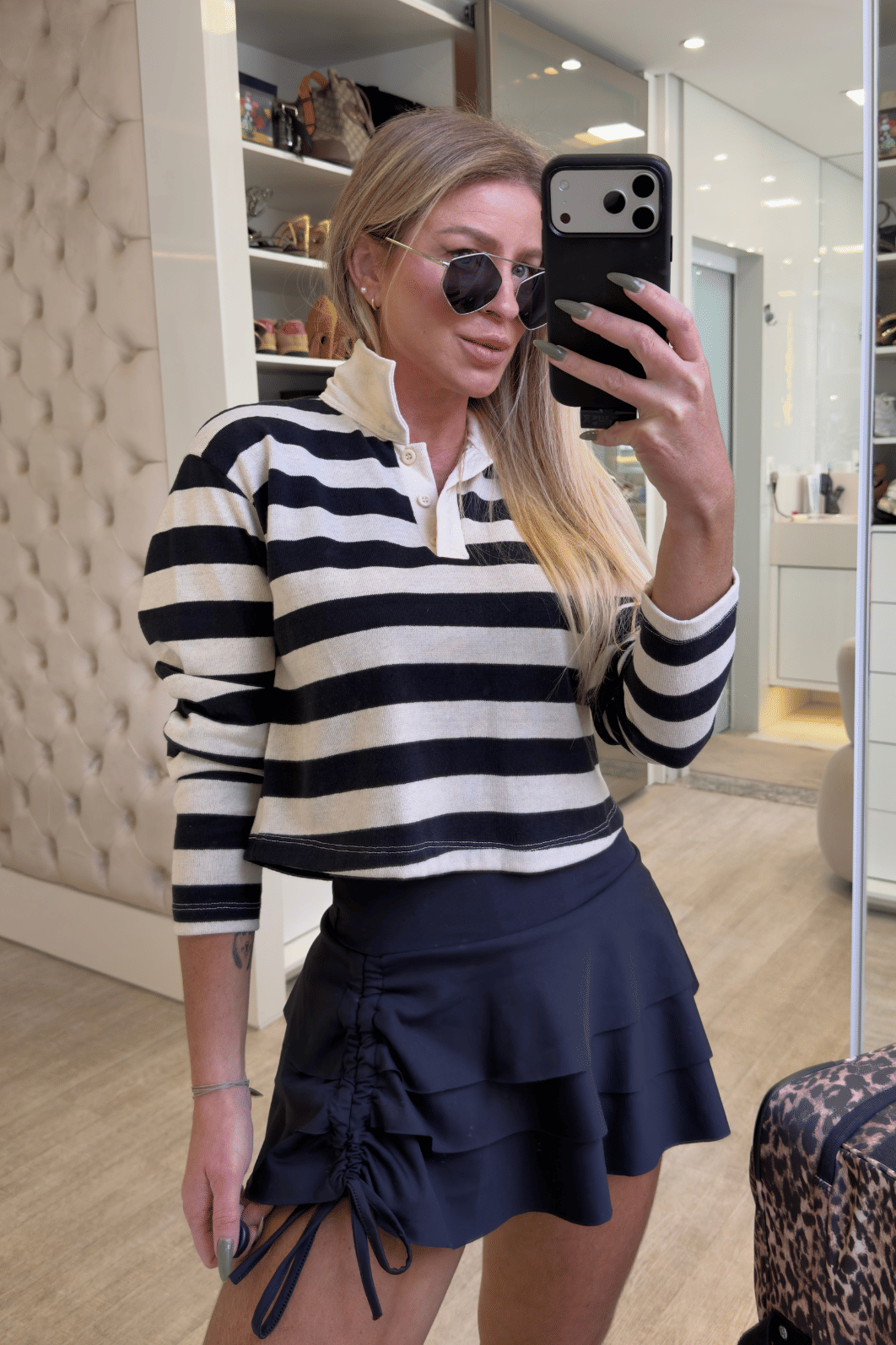 Blusa manga longa de listra gola polo Mel