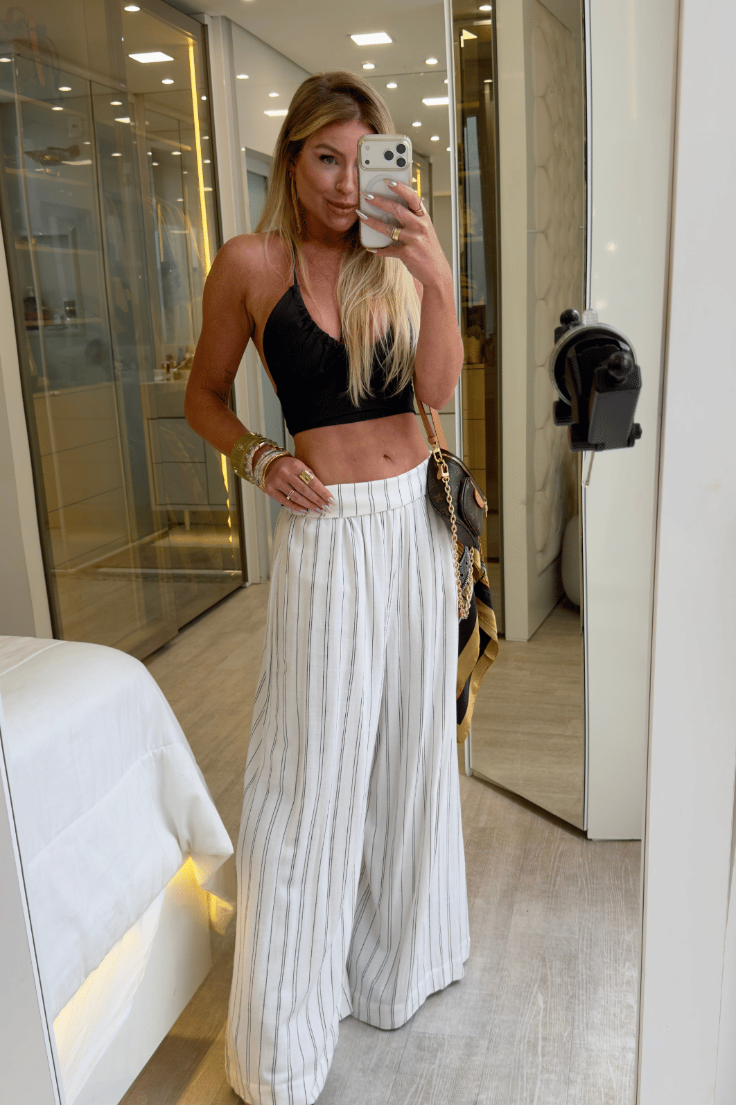 Calça pantalona risca de giz Calça pantalona risca de giz