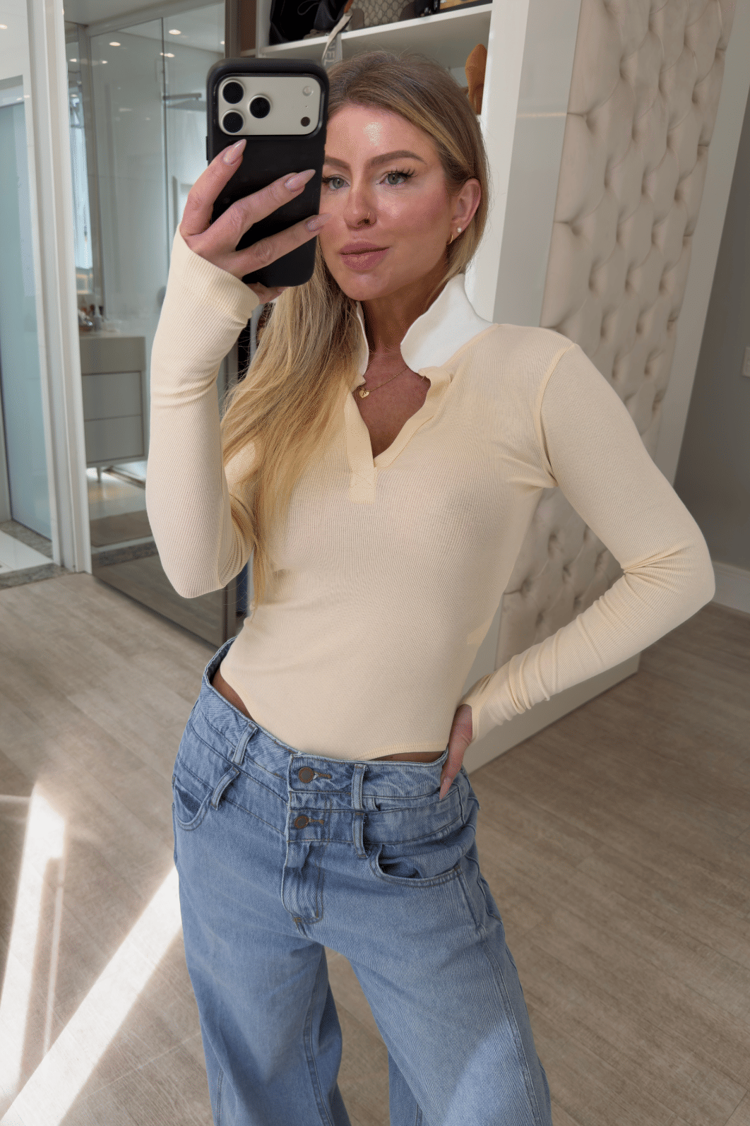 Body  manga longa canelado com gola polo Bicolor