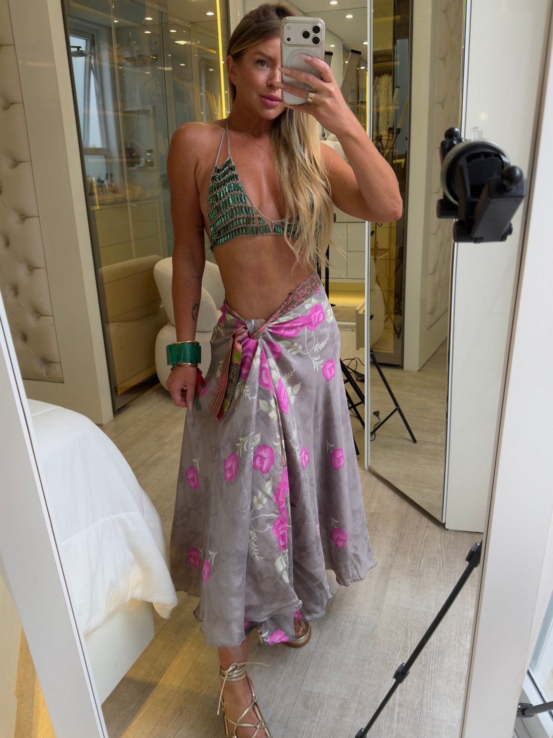 Top frente única de pedraria lua Top frente única de pedraria lua