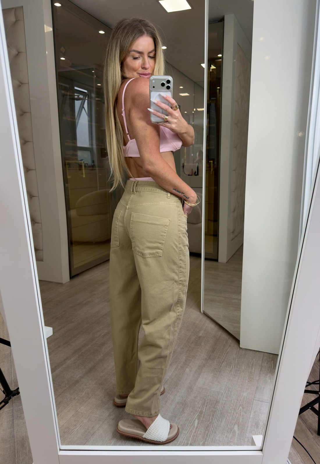 Calça jeans ballon recortes Antônia