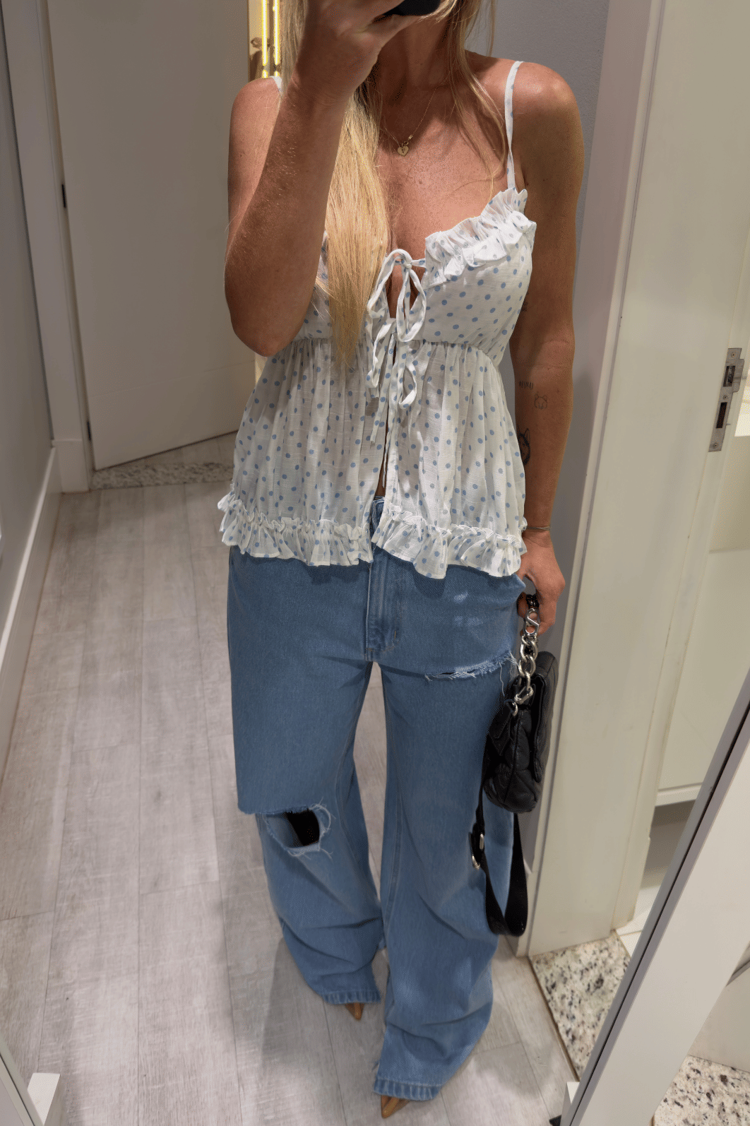 Conjunto Bata e saia em Poá Ester Conjunto Bata e saia em Poá Ester