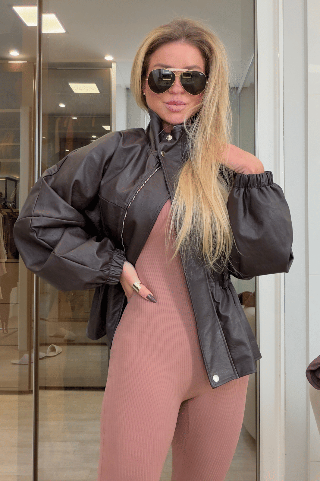 Jaqueta parka em couro Carol Jaqueta parka em couro Carol