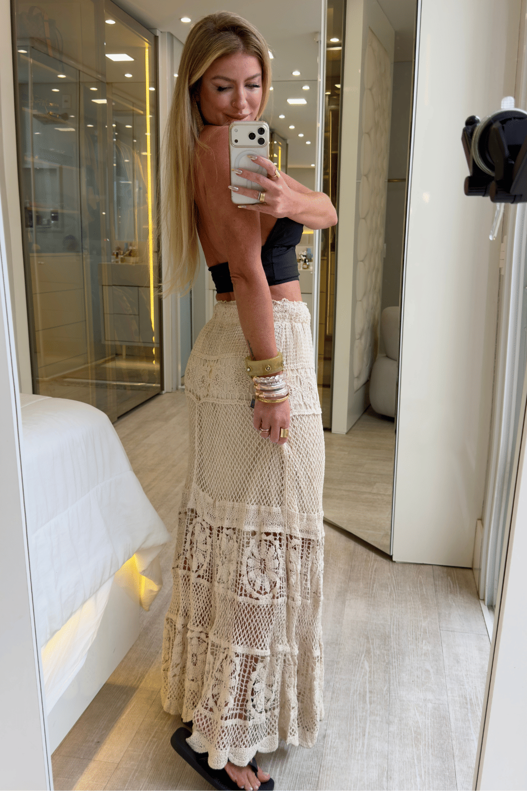 Saia longa em Renda Vazada Saia longa em Renda Vazada