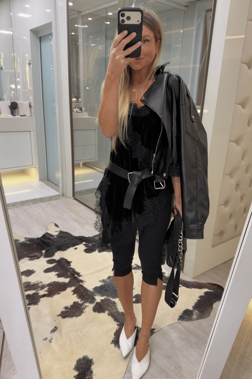 Calça capri preta Malu Calça capri preta Malu