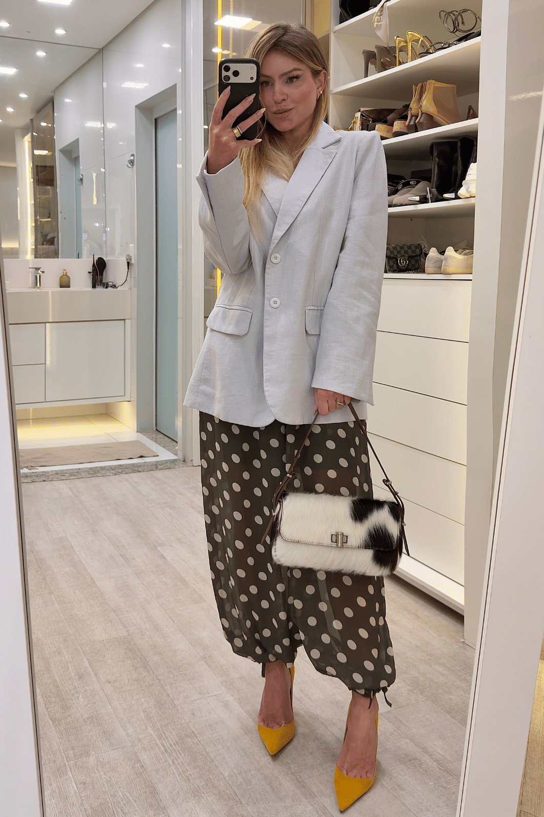 Blazer alongado em linho cinza claro Diana Blazer alongado em linho cinza claro Diana