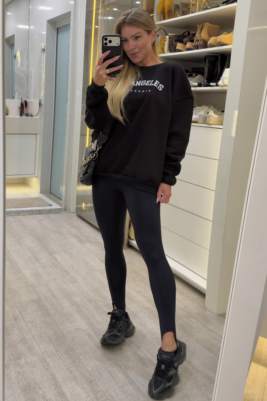Casaco de moletom PRETO oversized Los Angeles Casaco de moletom PRETO oversized Los Angeles