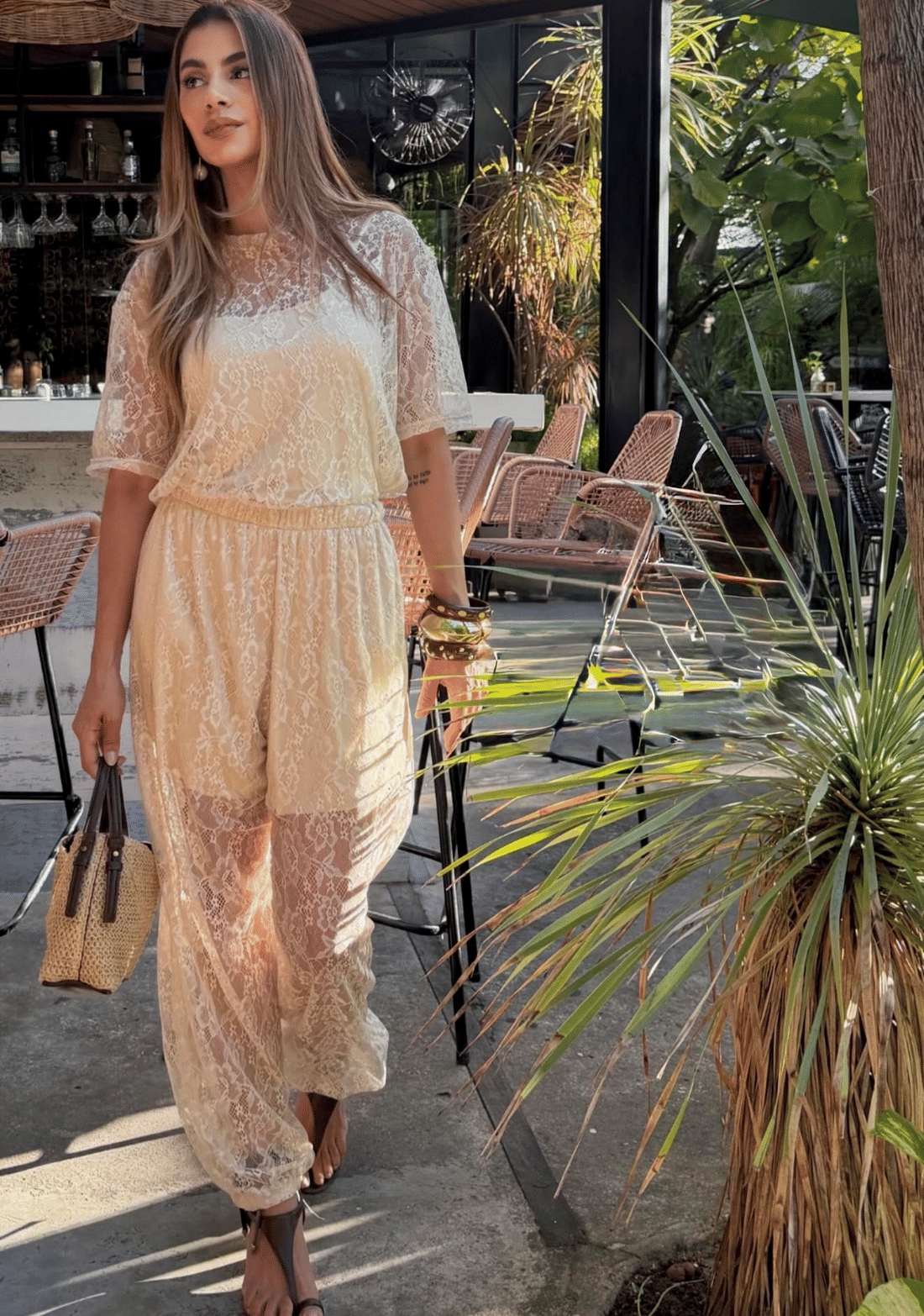 Calça Aladim em renda Bárbara Calça Aladim em renda Bárbara