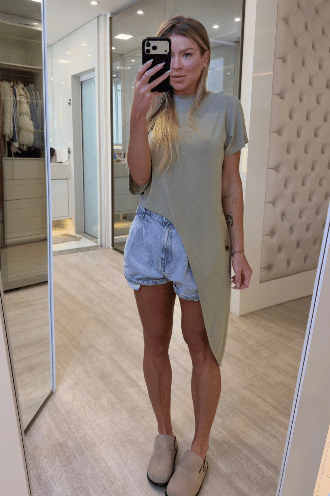 Blusa Assimétrica alongada Ziane Blusa Assimétrica alongada Ziane