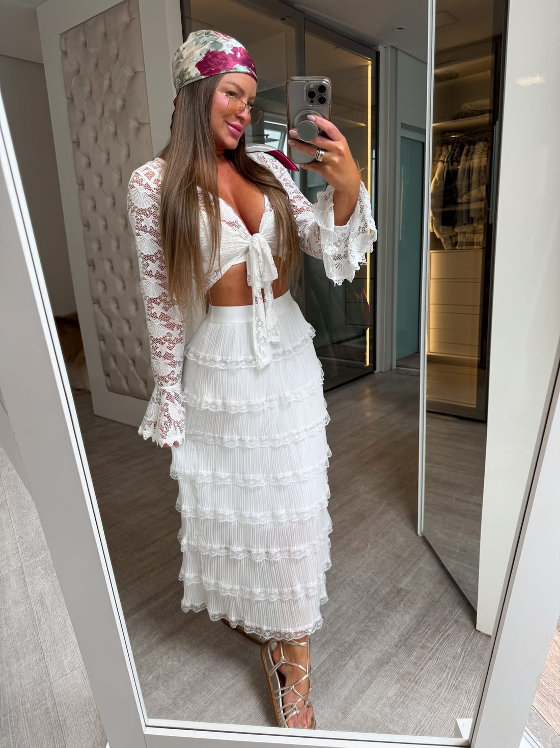 Saia midi de tule plissada com babados Olive Saia midi de tule plissada com babados Olive