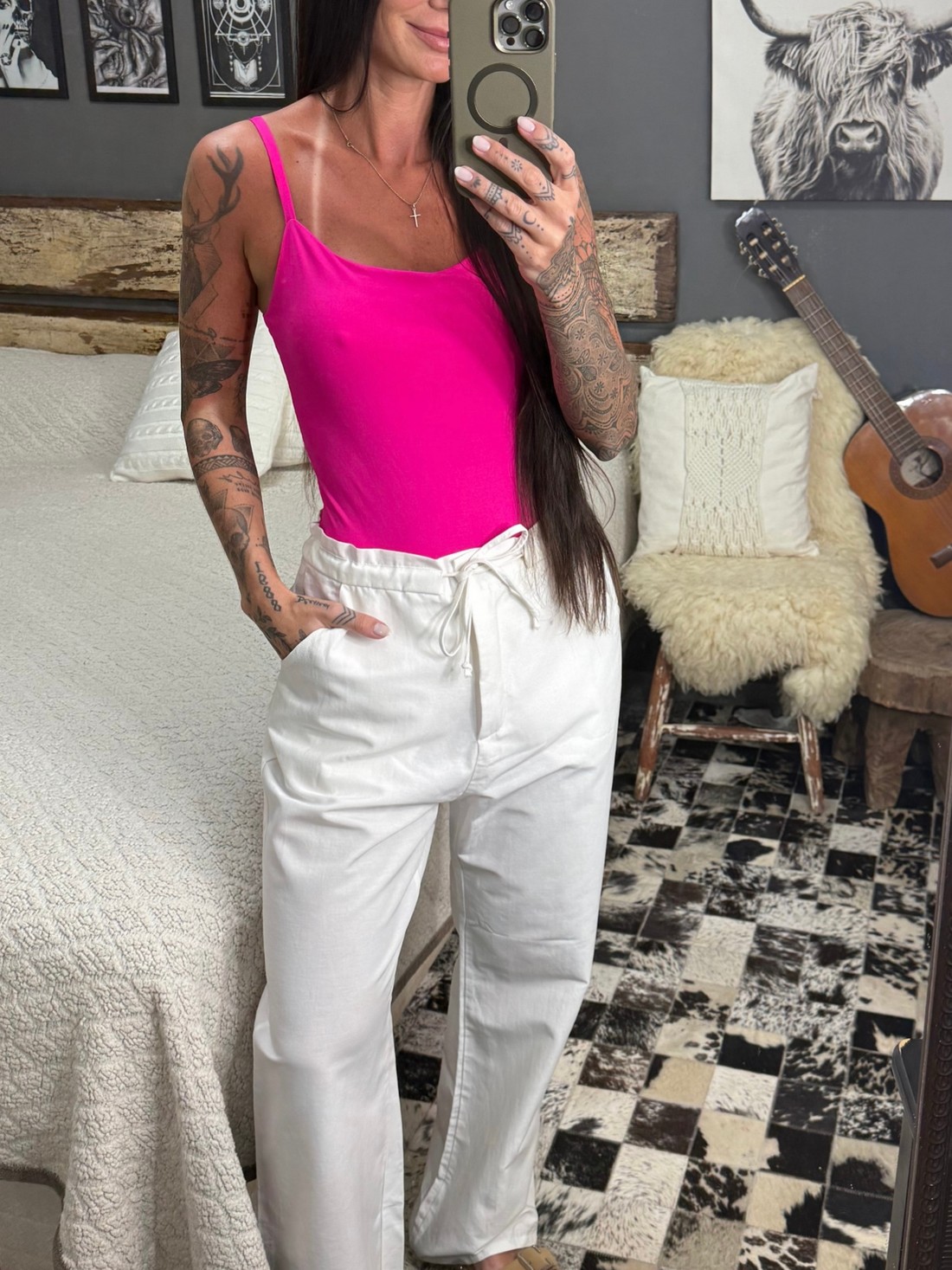 Calça alfaiataria wide leg com amarração Érica Calça alfaiataria wide leg com amarração Érica