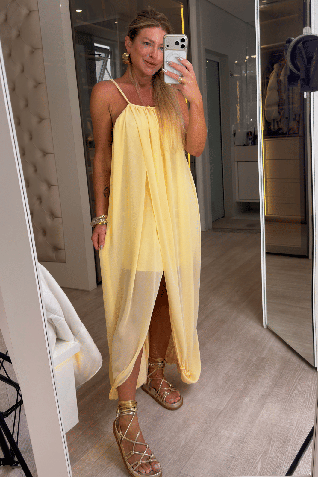 Vestido longo com abertura Aurora