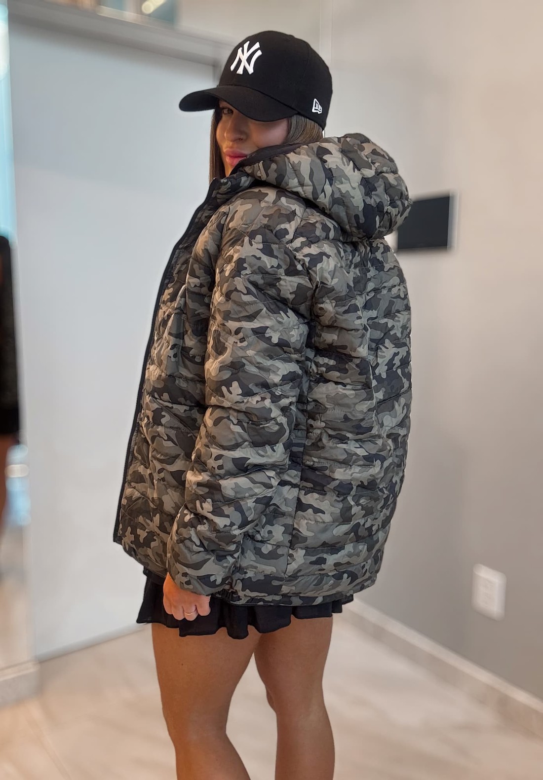 Jaqueta puffer camuflada dupla Jaqueta puffer camuflada dupla