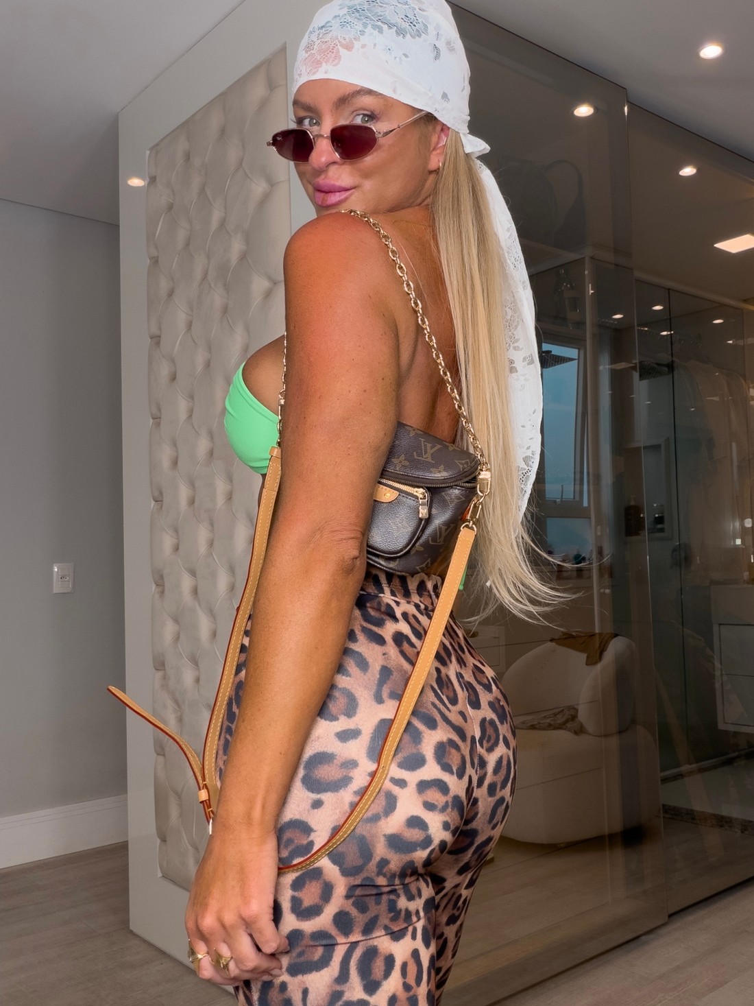 Lenço em renda Mabel Lenço em renda Mabel