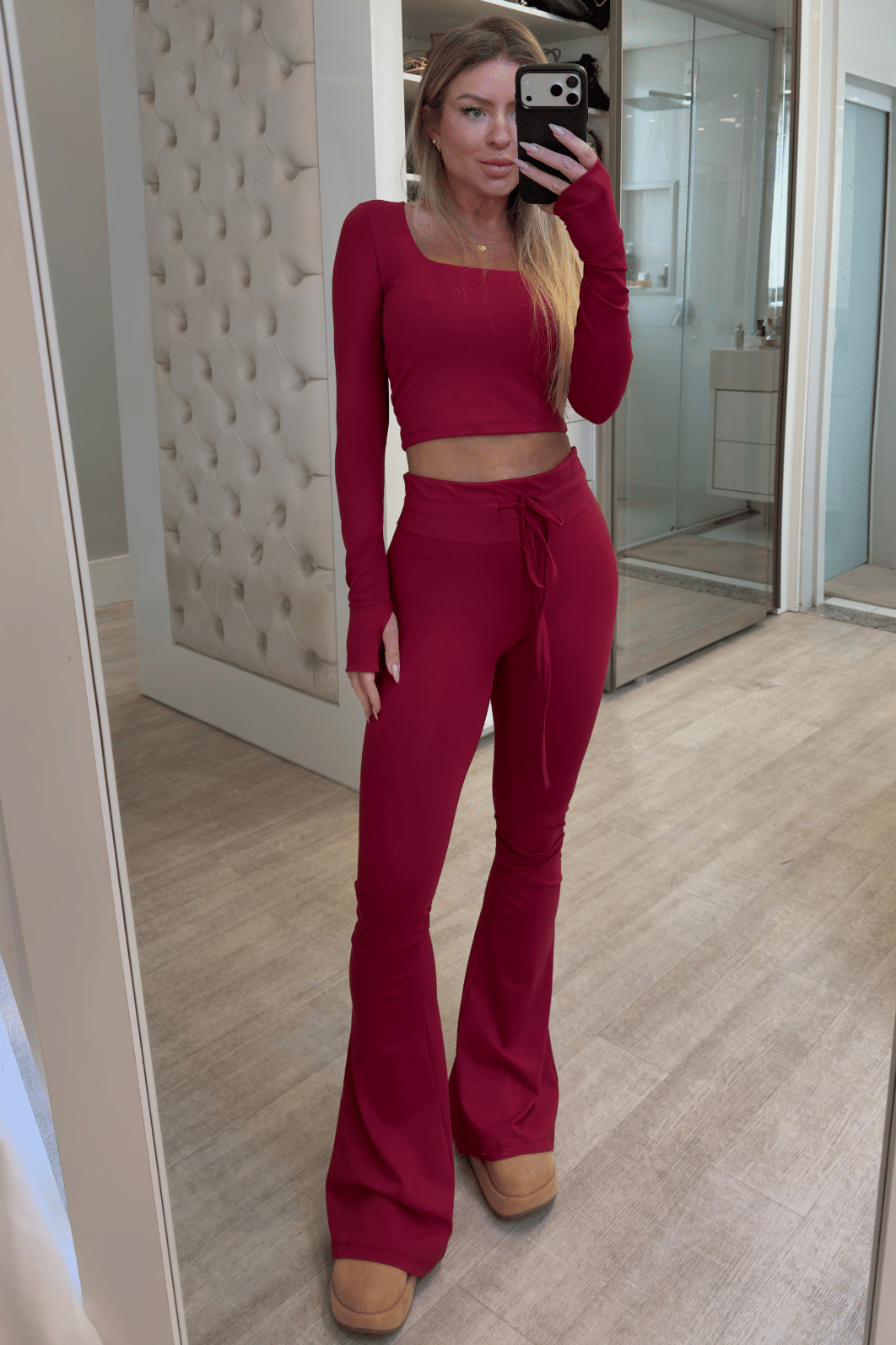 Blusa cropped em poliamida com detalhe de dedinho Grasi VERMELHO Blusa cropped em poliamida com detalhe de dedinho Grasi VERMELHO