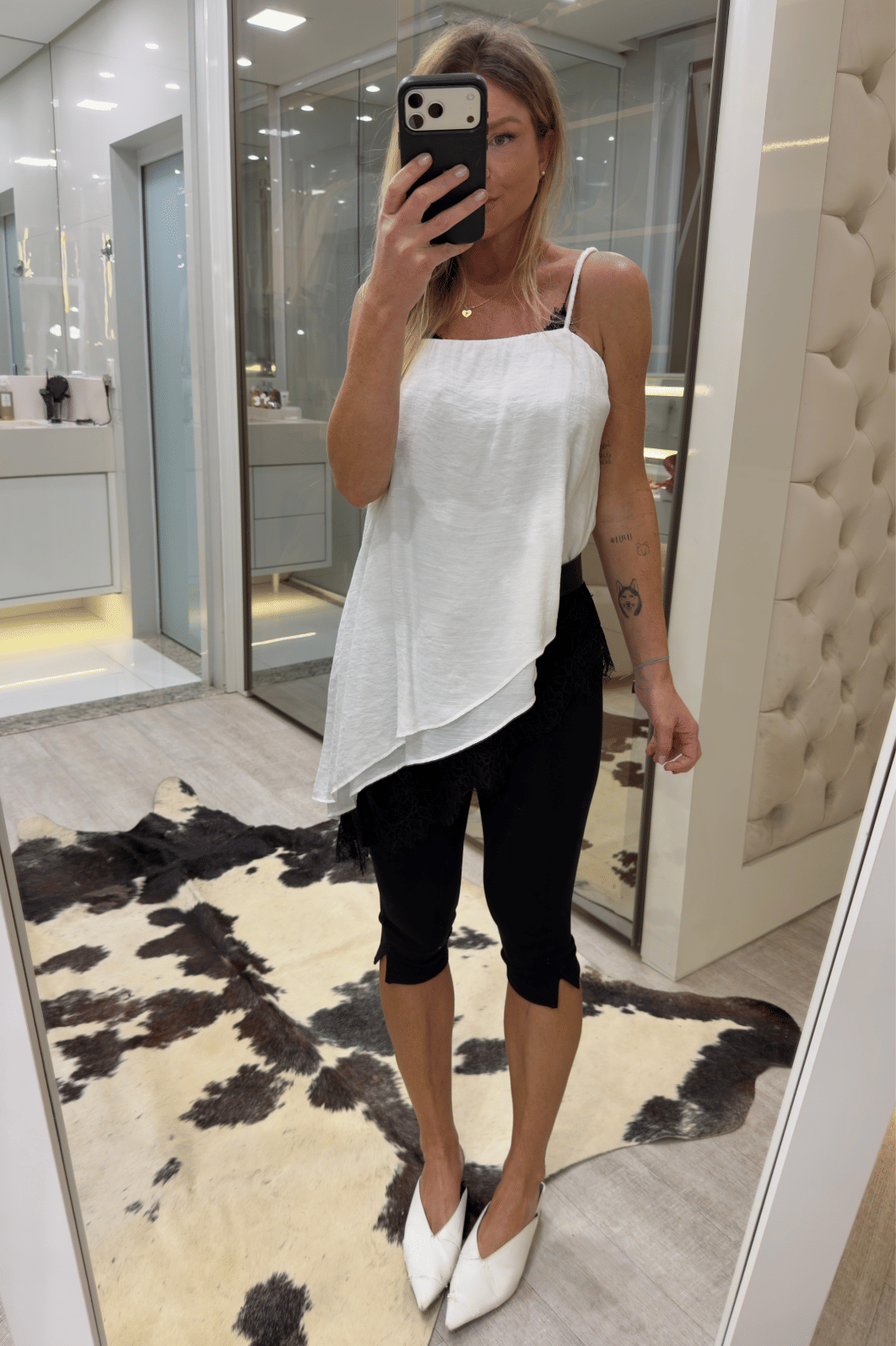 Calça capri preta Malu Calça capri preta Malu