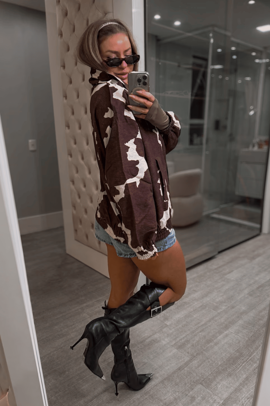 Jaqueta bomber estampa de vaca Jaqueta bomber estampa de vaca