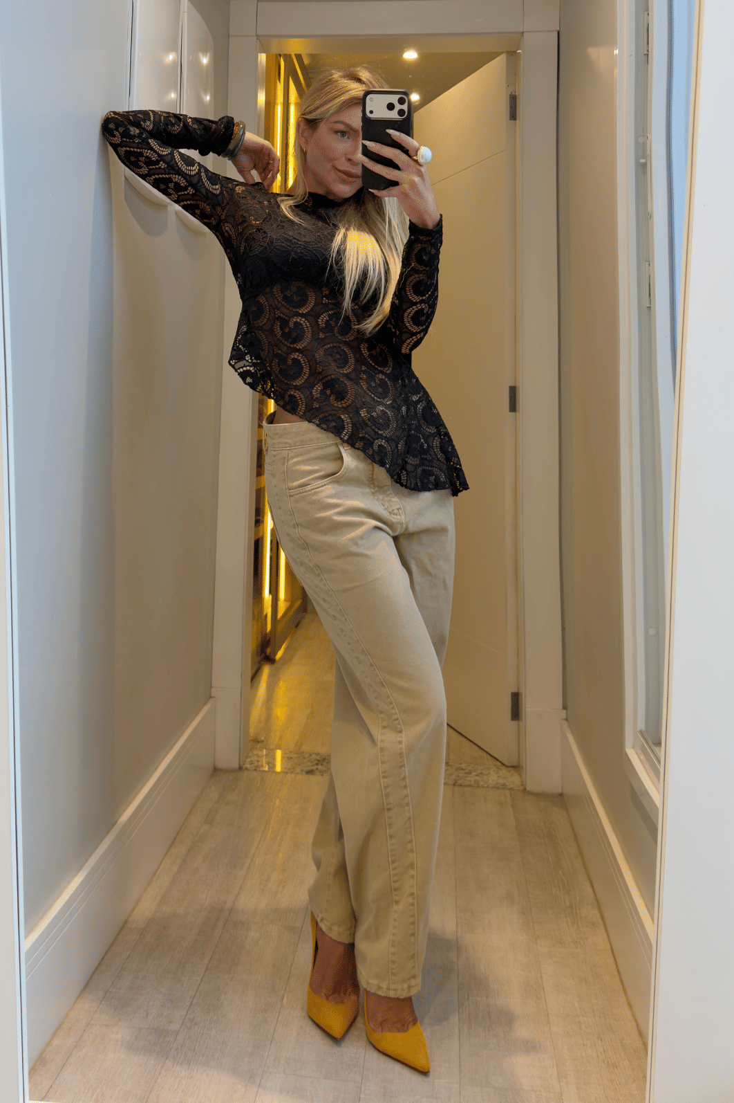 Calça jeans ballon recortes Antônia