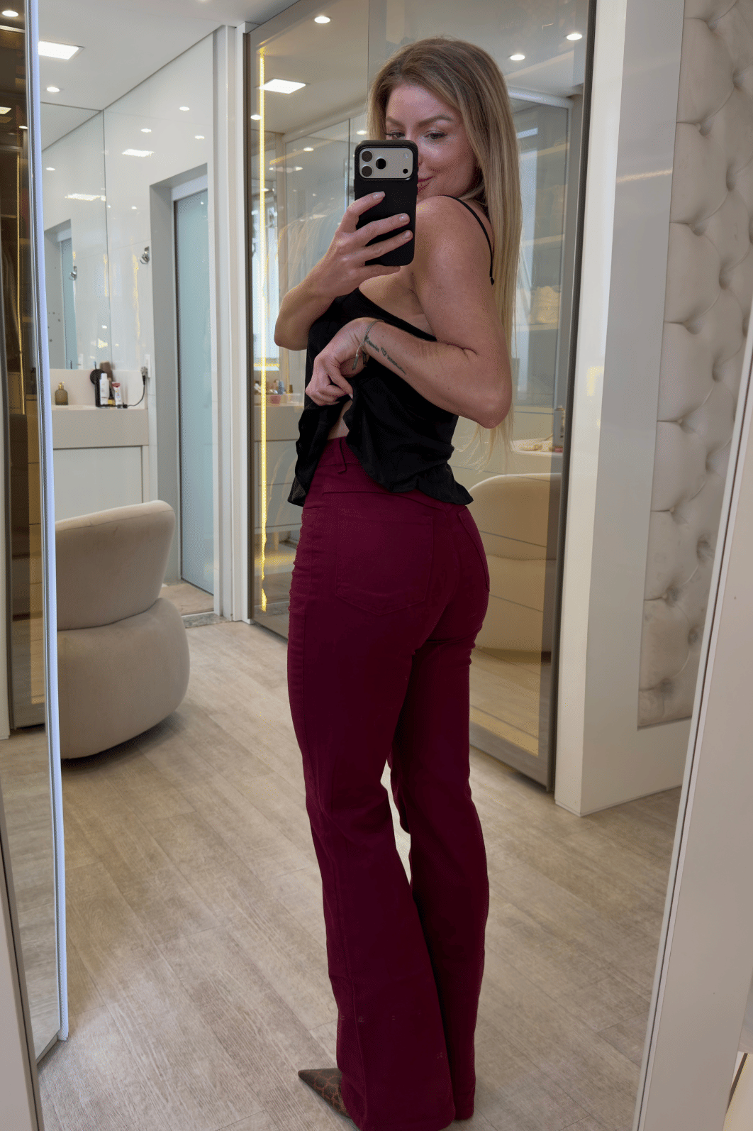 Calça jeans flare Olivia VINHO Calça jeans flare Olivia VINHO