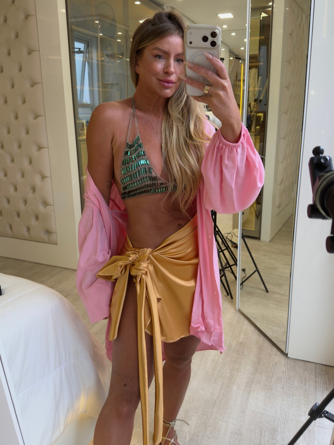 Top frente única de pedraria lua Top frente única de pedraria lua