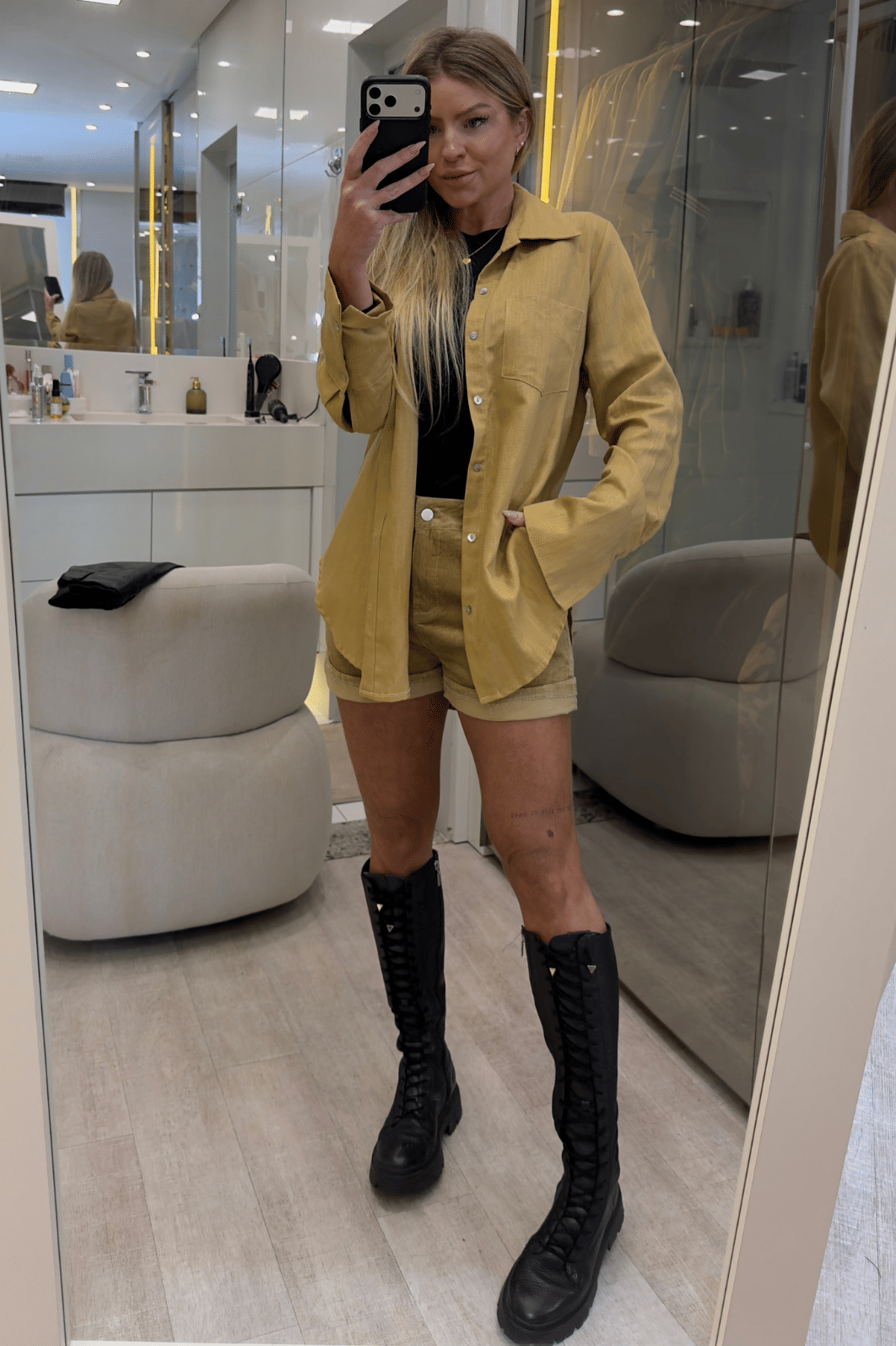 Short curto veludo cotelê CARAMELO Short curto veludo cotelê CARAMELO