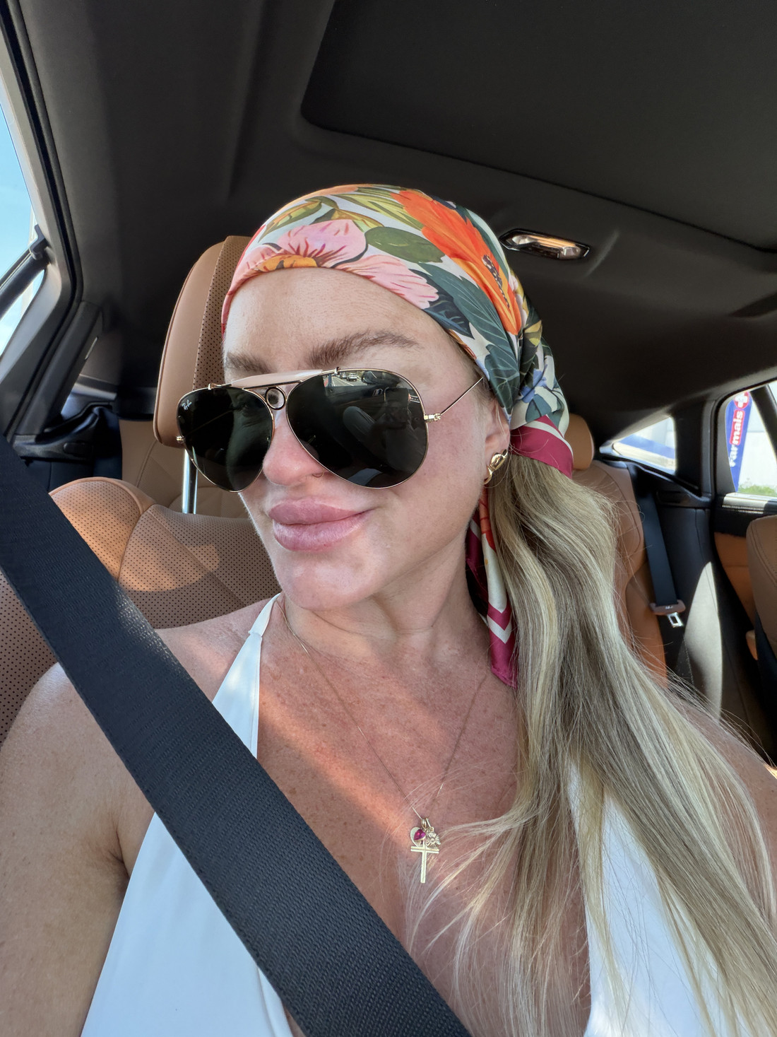 Brinco Ear Cuff folhado a ouro Brinco Ear Cuff folhado a ouro