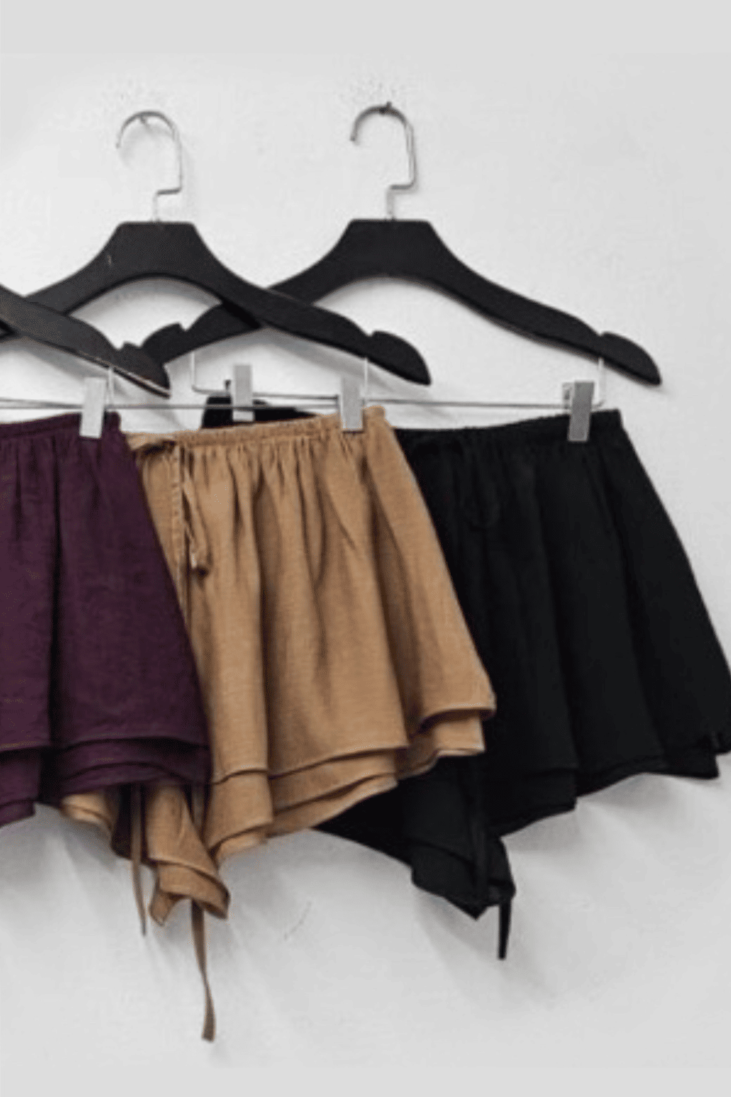 Short saia com babados Lilian Marrom claro Short saia com babados Lilian Marrom claro