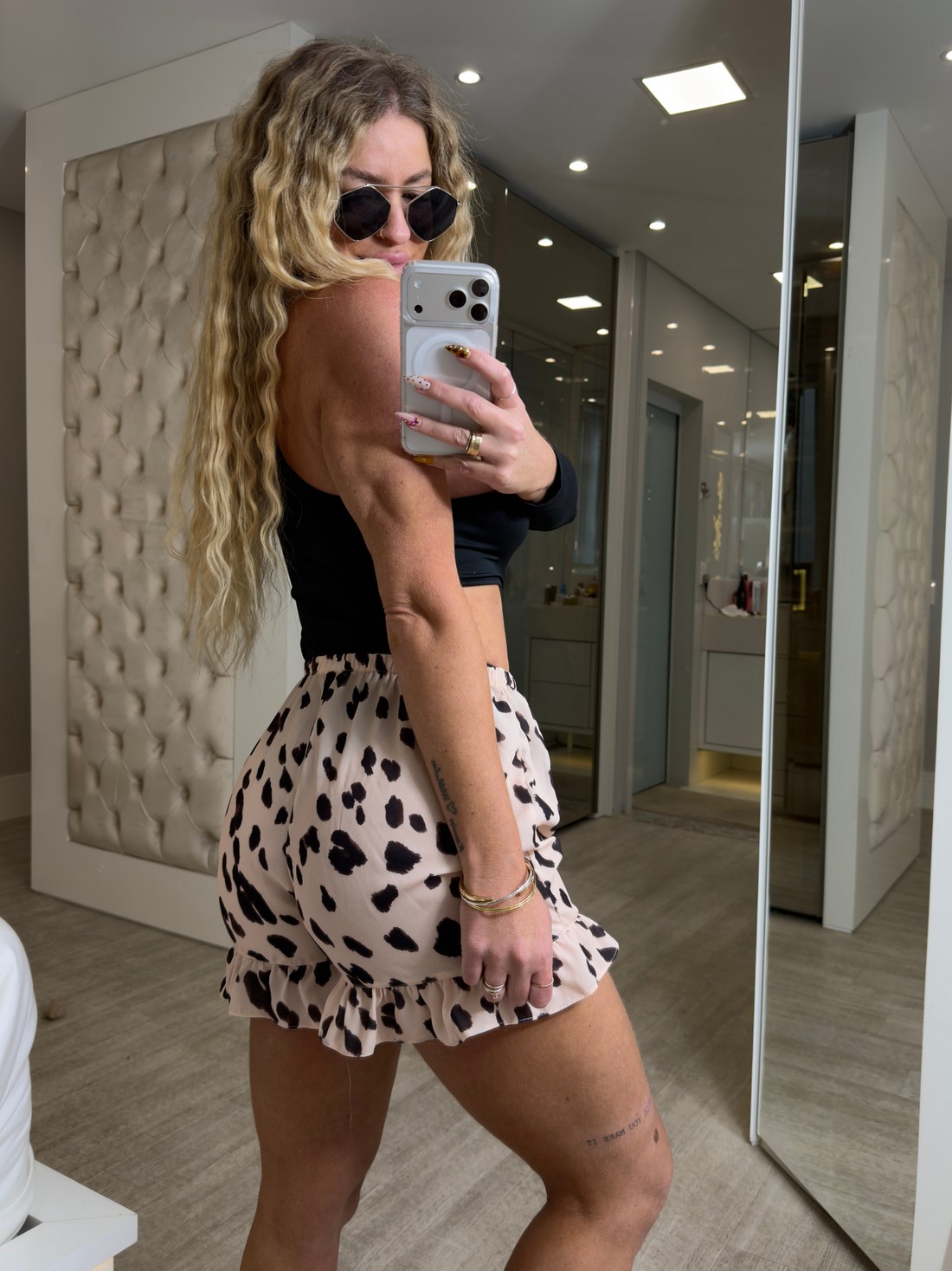 Body um ombro só com abertura lateral Manuela Body um ombro só com abertura lateral Manuela