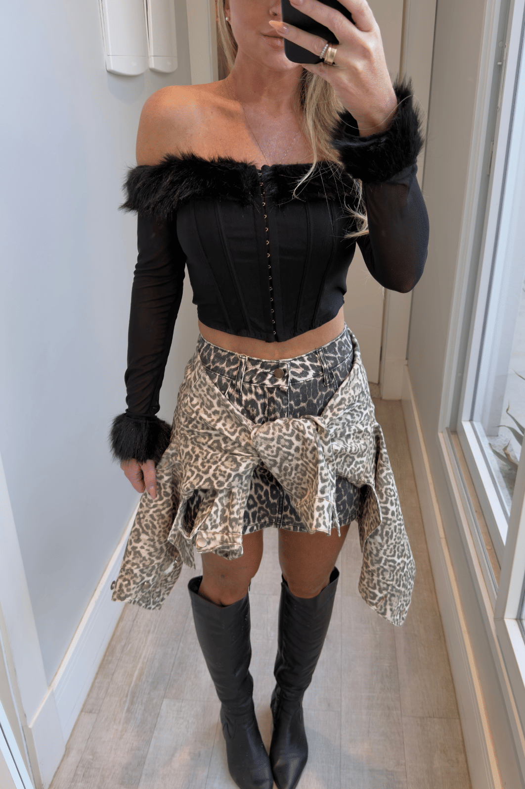 Blusa corset Manga Longa Plumas