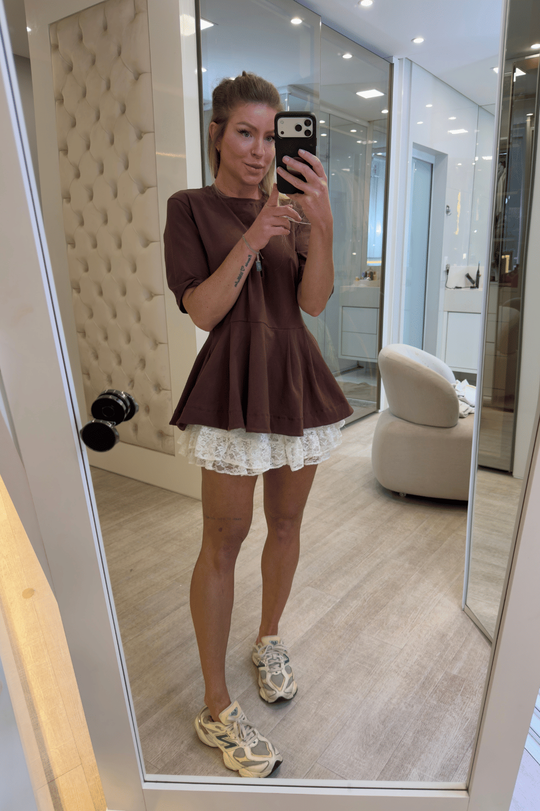 Camiseta básica Peplum MARROM Júlia Camiseta básica Peplum MARROM Júlia
